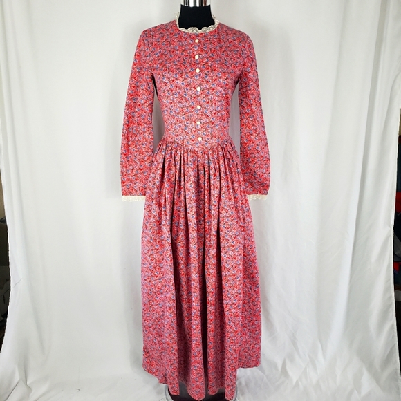 Fiona Vintage Long Sleeve Dress